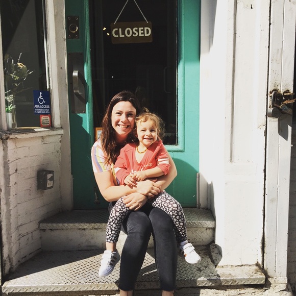 Meet your Posher, Ashleigh - Picture 3 of 4